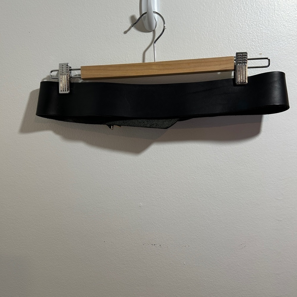 Black leather belt size S/M - Picture 5 of 7